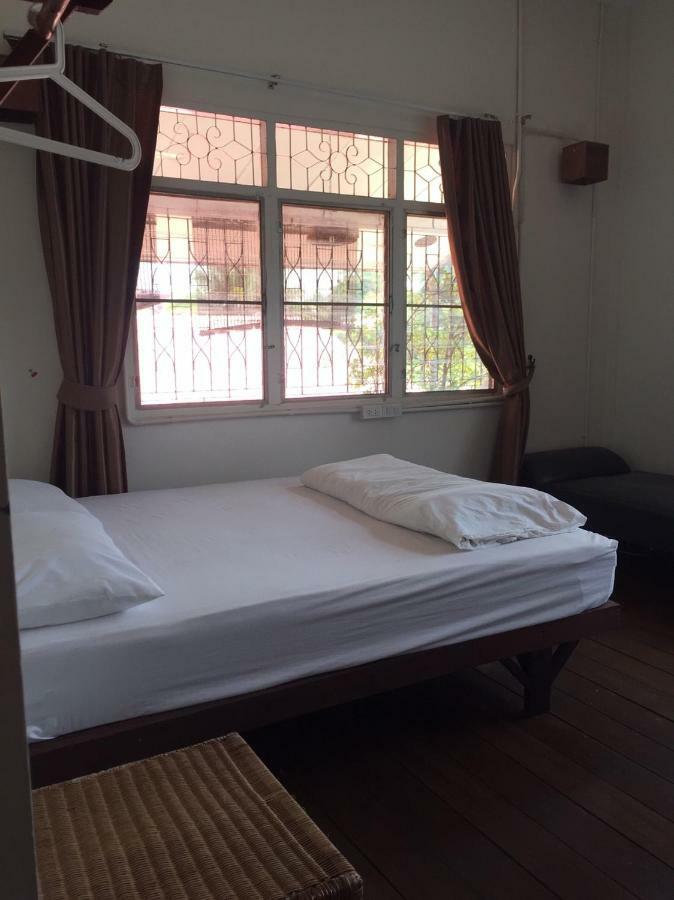 Baan Rare Guesthouse Udon Thani Exterior photo